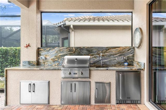 13628 Mandarin CIR, Naples, FL 34109