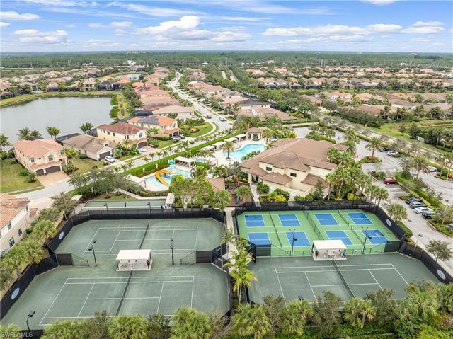 13628 Mandarin CIR, Naples, FL 34109