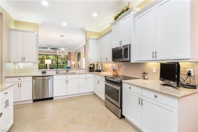 13628 Mandarin CIR, Naples, FL 34109