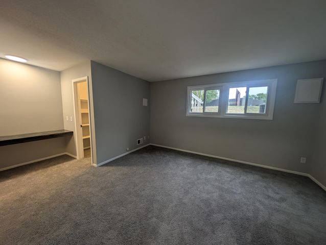 7427 143rd Street Court, Apple Valley, MN 55124