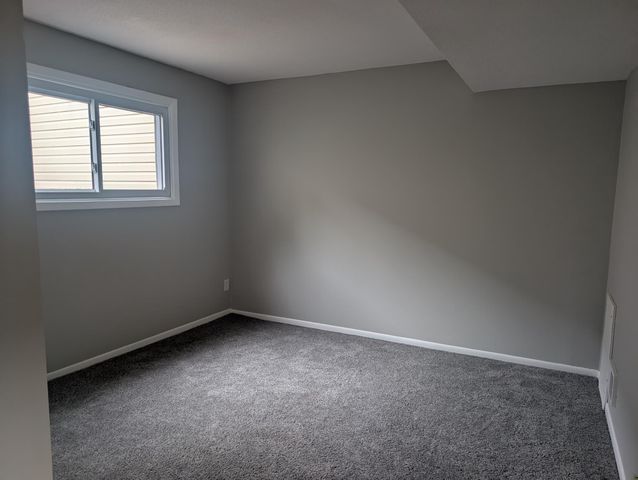 7427 143rd Street Court, Apple Valley, MN 55124