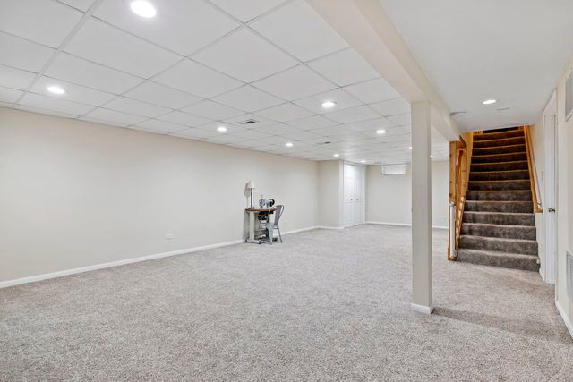 438 S Wright Street, Naperville, IL 60540