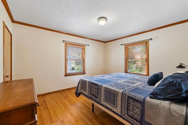 438 S Wright Street, Naperville, IL 60540