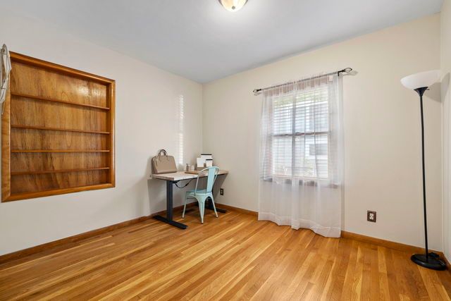 438 S Wright Street, Naperville, IL 60540