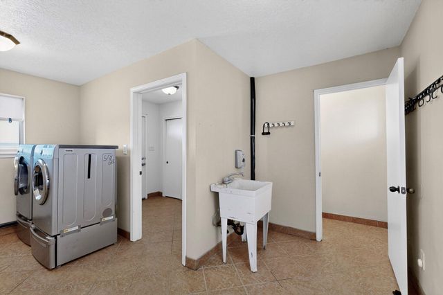 1 Trinity Court, Stanley, NM 87056