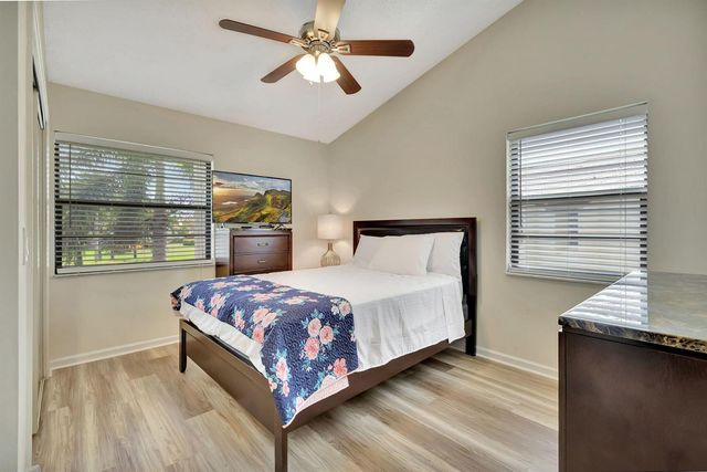 5869 Parkwalk Drive, Boynton Beach, FL 33472
