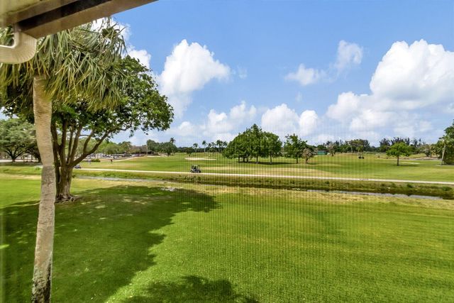 5869 Parkwalk Drive, Boynton Beach, FL 33472