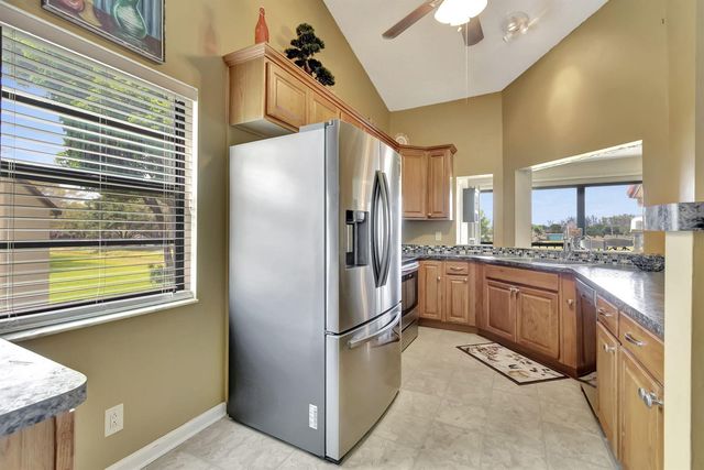 5869 Parkwalk Drive, Boynton Beach, FL 33472