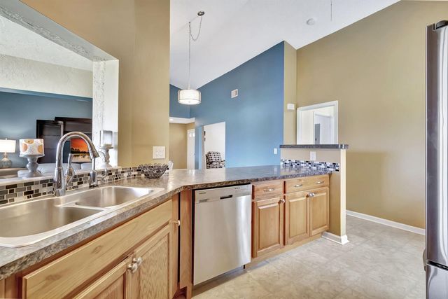 5869 Parkwalk Drive, Boynton Beach, FL 33472