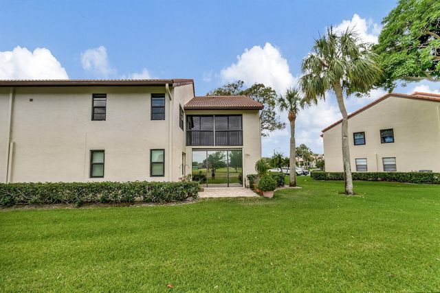 5869 Parkwalk Drive, Boynton Beach, FL 33472