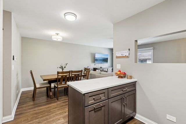 336 Ozark Drive, Bolingbrook, IL 60440