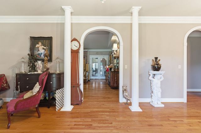 238 Zieglers Fort Rd, Gallatin, TN 37066