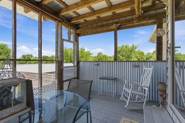 238 Zieglers Fort Rd, Gallatin, TN 37066