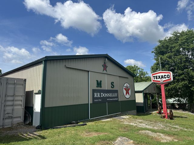 238 Zieglers Fort Rd, Gallatin, TN 37066