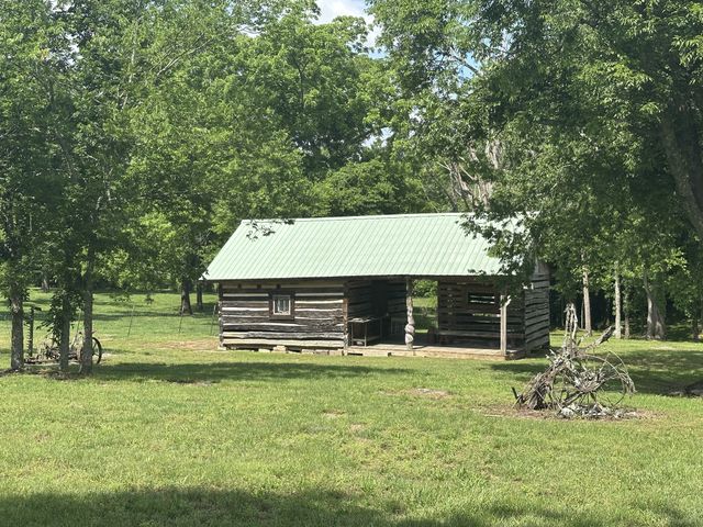 238 Zieglers Fort Rd, Gallatin, TN 37066