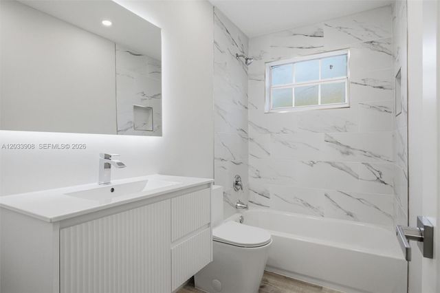 6600 NW 26th Street, Sunrise, FL 33313