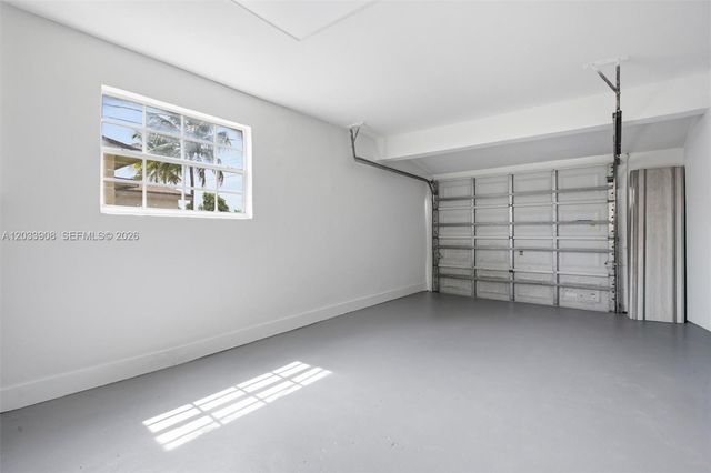 6600 NW 26th Street, Sunrise, FL 33313