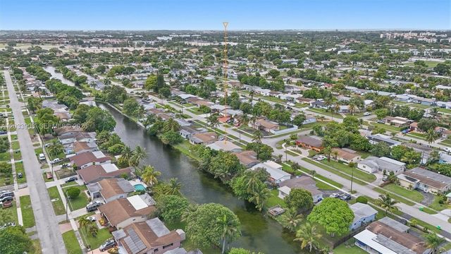 6600 NW 26th Street, Sunrise, FL 33313