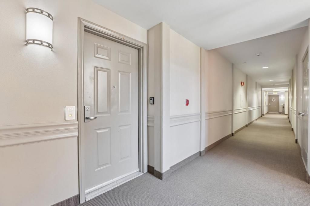 Image 3 of property listing at 130 E San Fernando Street 508, San Jose, CA 95112