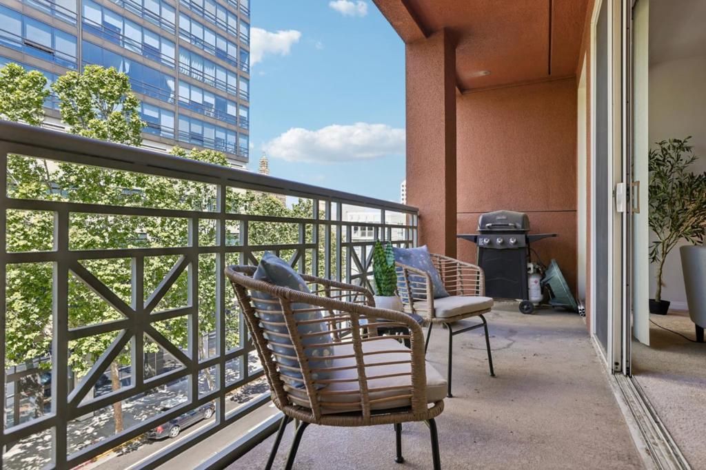 Image 33 of property listing at 130 E San Fernando Street 508, San Jose, CA 95112