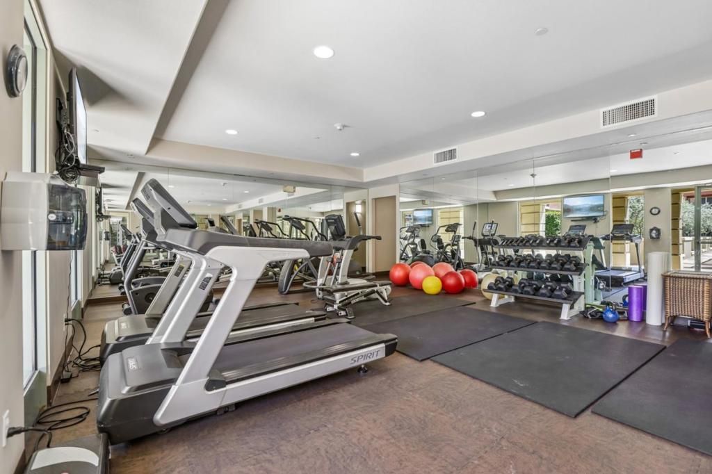 Image 45 of property listing at 130 E San Fernando Street 508, San Jose, CA 95112
