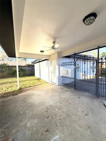 3800 September Drive, Baytown, TX 77521