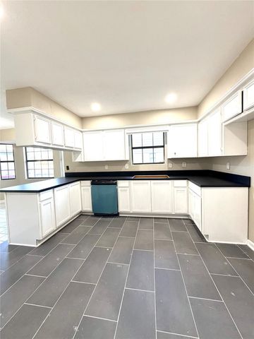 3800 September Drive, Baytown, TX 77521