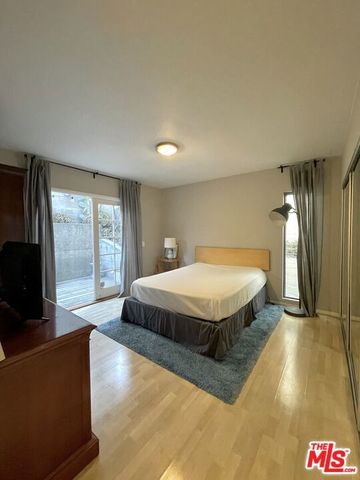 1145 Larrabee Street 3, West Hollywood, CA 90069