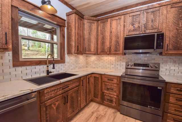 375 Ridge Brook Drive, Morganton, GA 30560