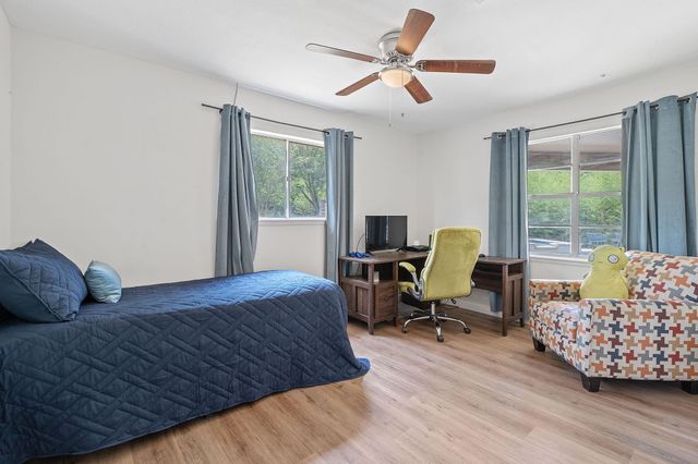 13205 Onion Creek DR, Manchaca, TX 78652