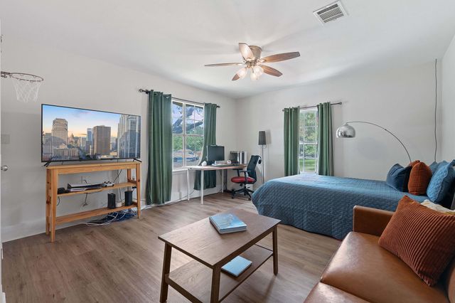 13205 Onion Creek DR, Manchaca, TX 78652