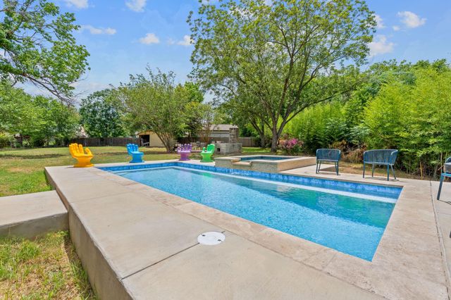 13205 Onion Creek DR, Manchaca, TX 78652