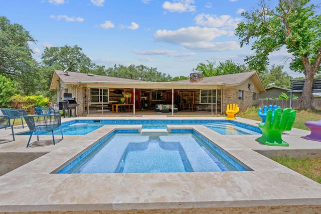 13205 Onion Creek DR, Manchaca, TX 78652