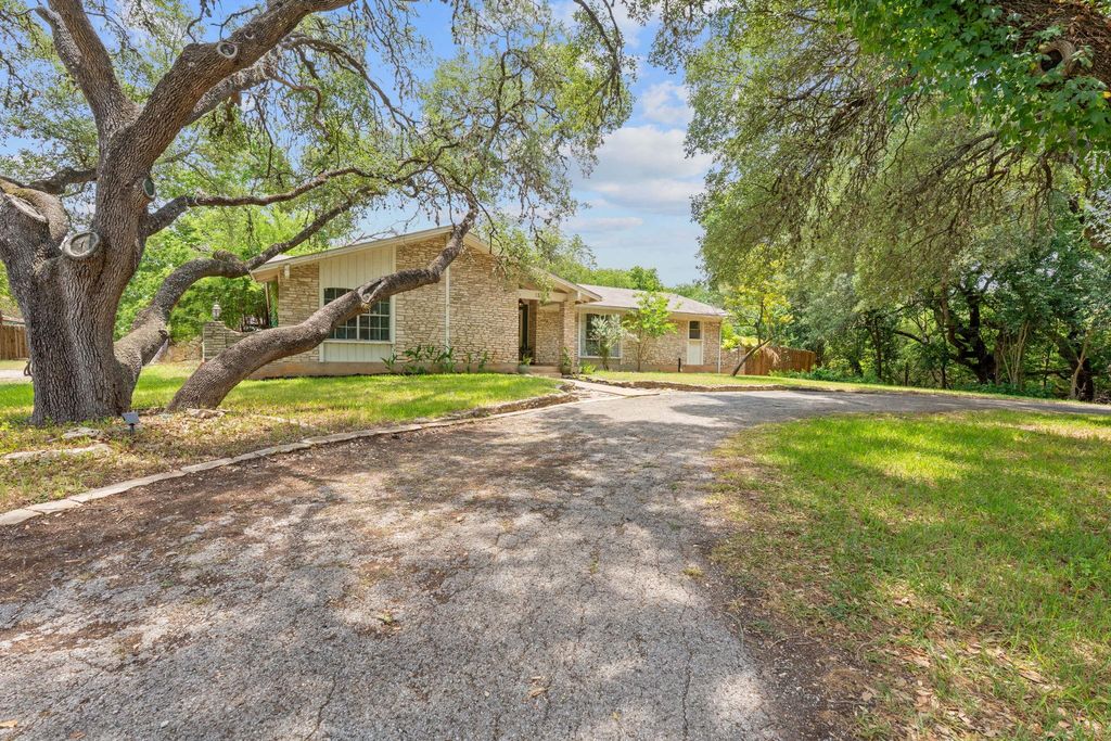 13205 Onion Creek DR, Manchaca, TX 78652