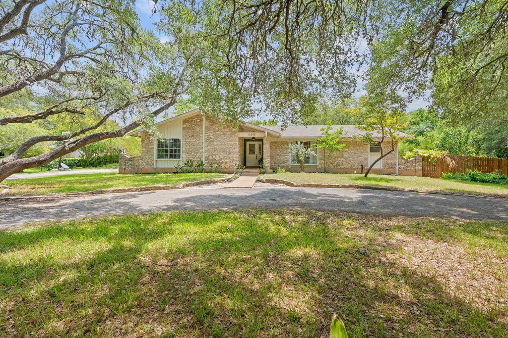 13205 Onion Creek DR, Manchaca, TX 78652