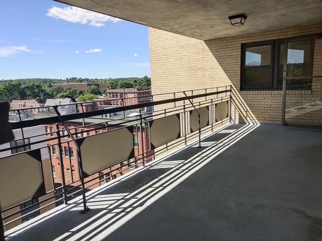 340 Main St. 609, Melrose, MA 02176