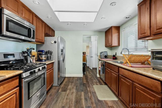 1431 Kurtz Street, Oceanside, CA 92054