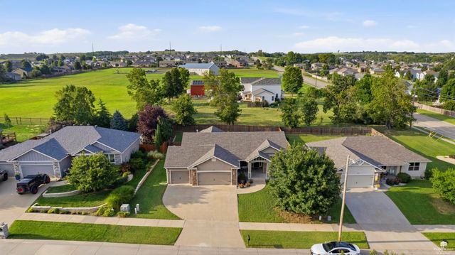 8793 Nellie Drive, Manhattan, KS 66502