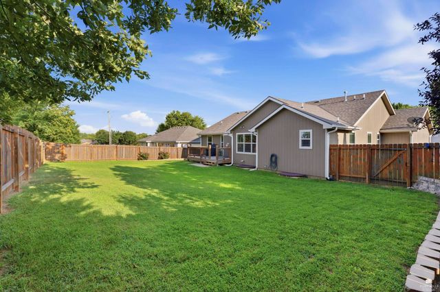 8793 Nellie Drive, Manhattan, KS 66502