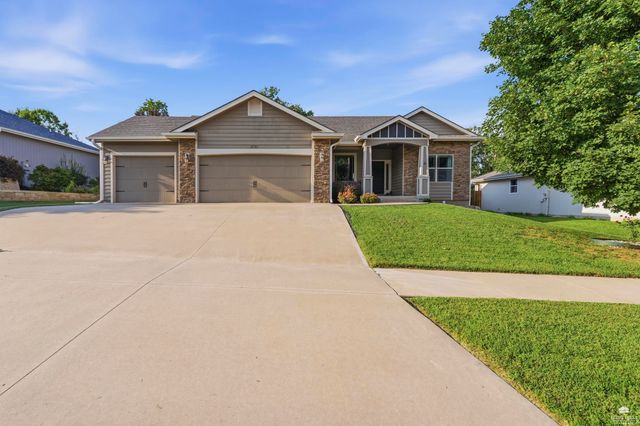 8793 Nellie Drive, Manhattan, KS 66502