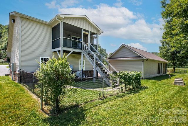 19 Helping Hands Way, Pisgah Forest, NC 28768