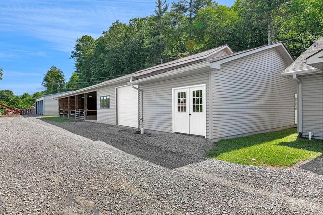 19 Helping Hands Way, Pisgah Forest, NC 28768