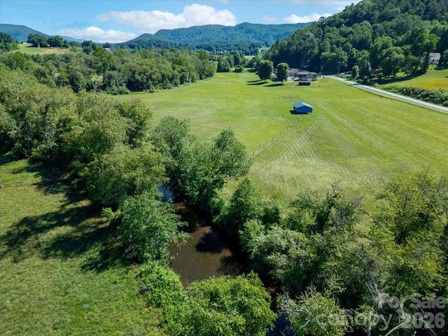 19 Helping Hands Way, Pisgah Forest, NC 28768