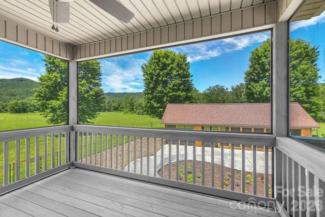 19 Helping Hands Way, Pisgah Forest, NC 28768