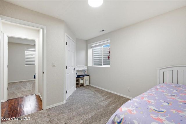 7464 N Barbie St, Coeur D'alene, ID 83815