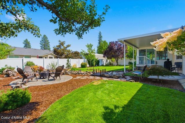 7464 N Barbie St, Coeur D'alene, ID 83815