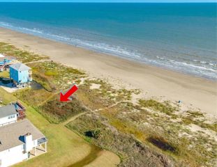21626 Kennedy Drive, Galveston, TX 77554