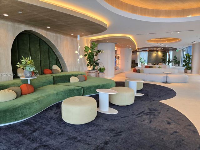 700 NE 24 ST 3104, Miami, FL 33137