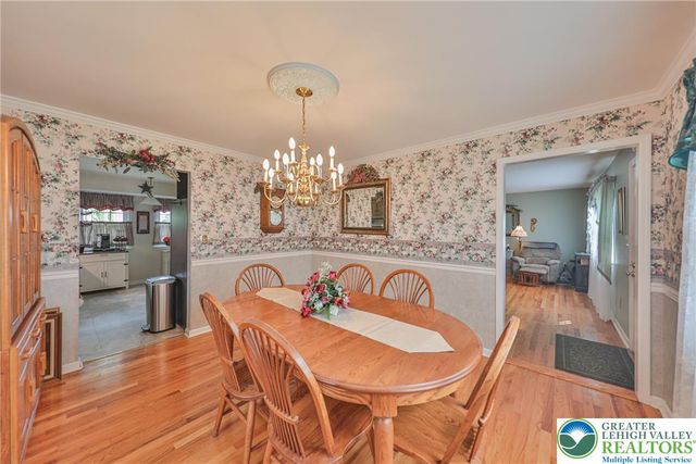5 York Place, Easton, PA 18045