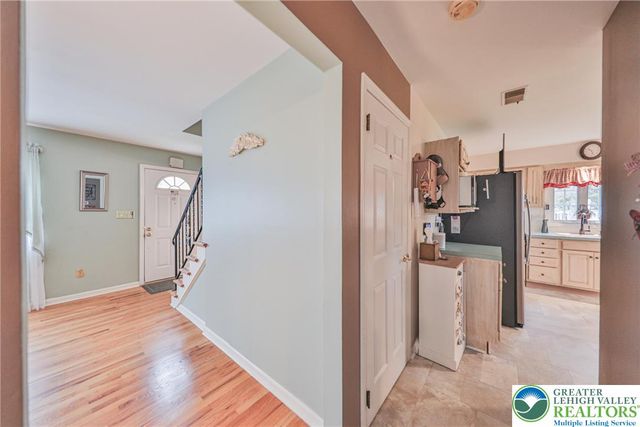 5 York Place, Easton, PA 18045